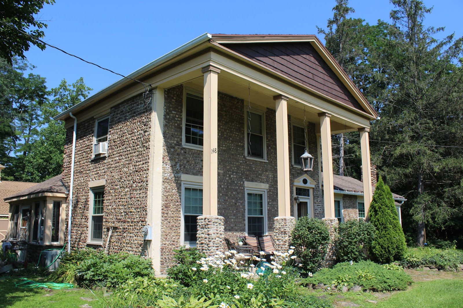 148 Church St., Farmington